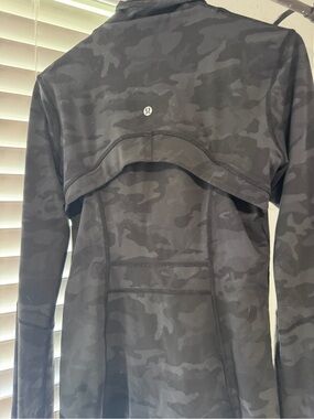 lululemon athletica define Black/Camo Lightweight jacket